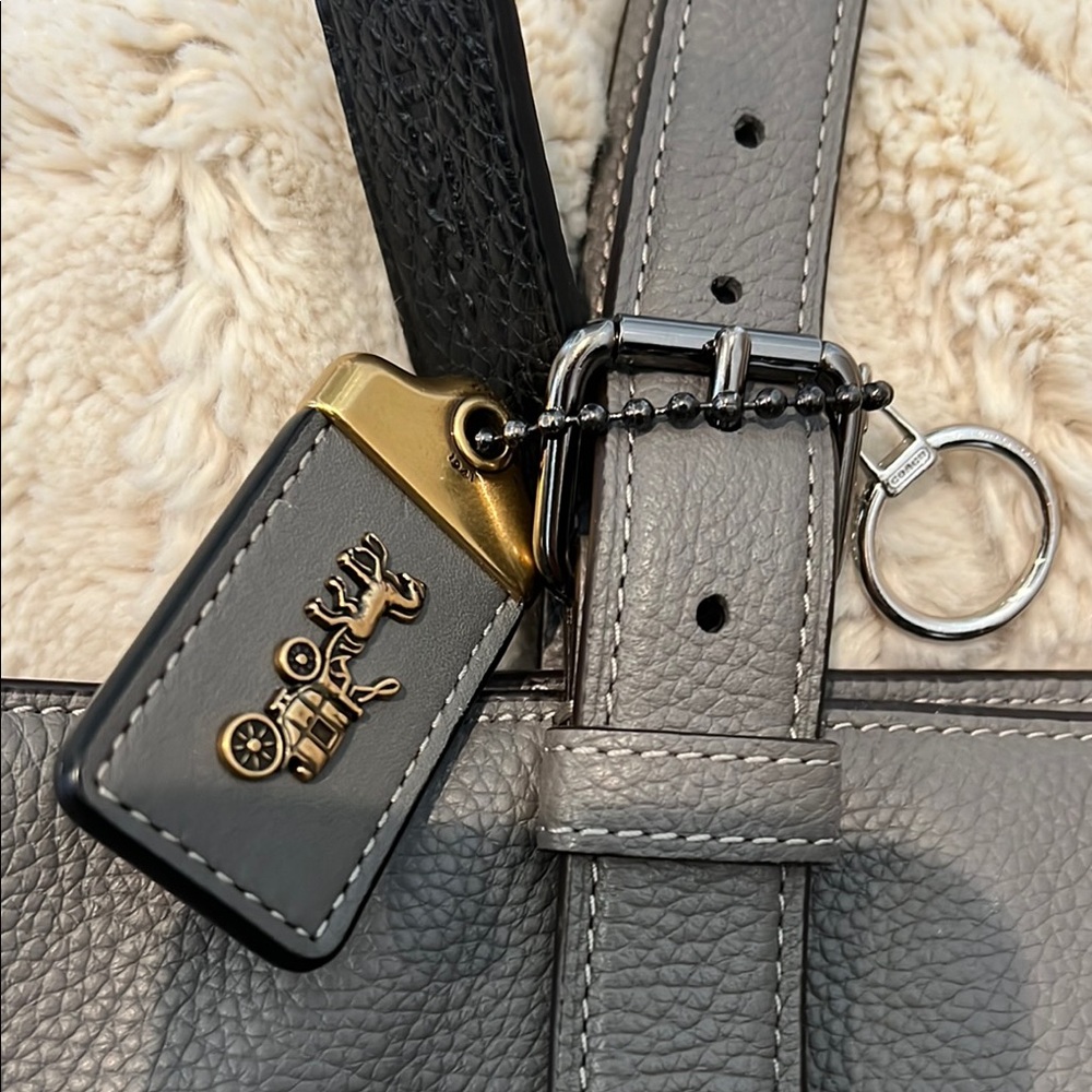 Coach Reloved Tote Bag - Picture 2 of 7